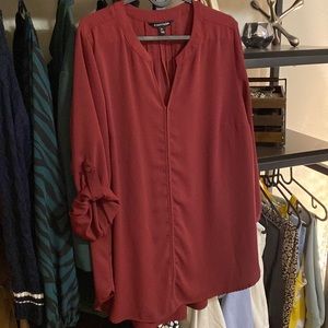 Dark red Top with cuffed sleeves